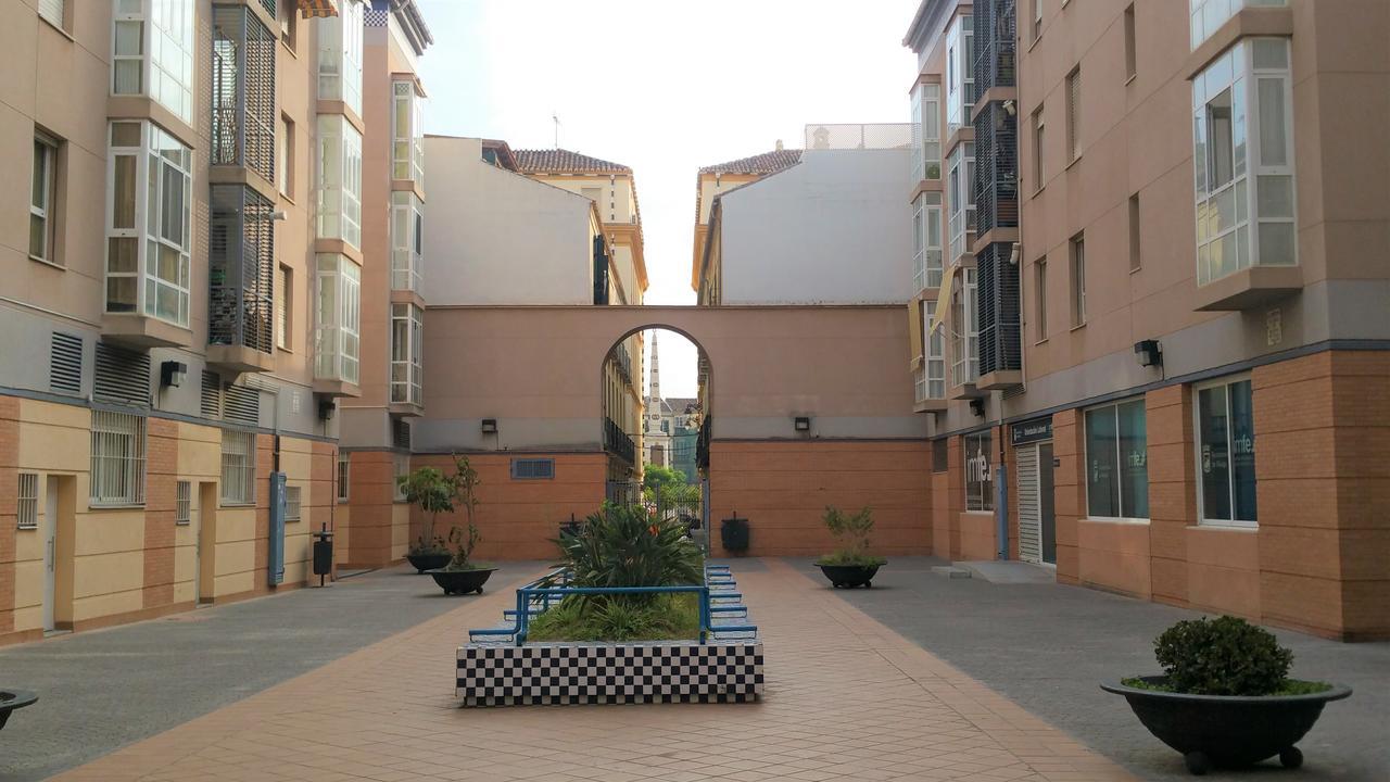 מאלגה Apartamentos Clavero מראה חיצוני תמונה