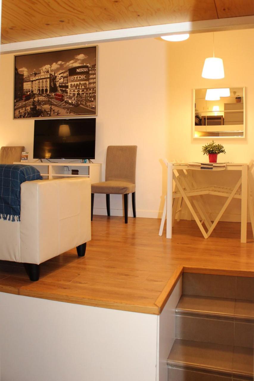 מאלגה Apartamentos Clavero מראה חיצוני תמונה