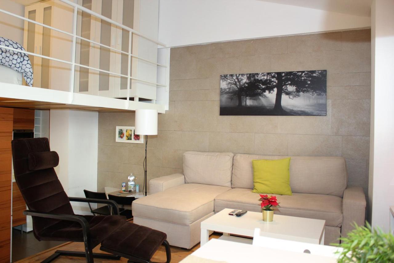 מאלגה Apartamentos Clavero מראה חיצוני תמונה