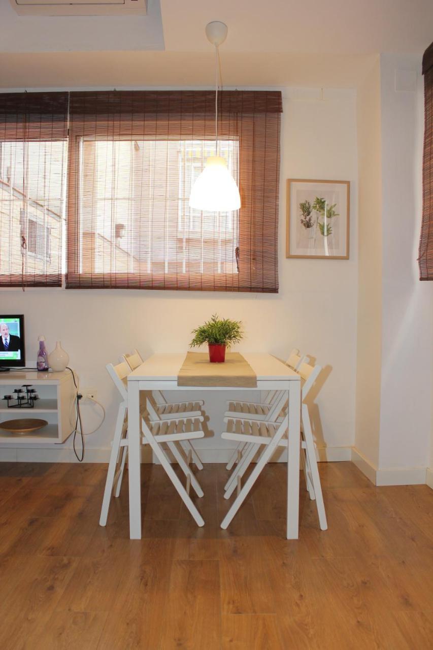 מאלגה Apartamentos Clavero מראה חיצוני תמונה