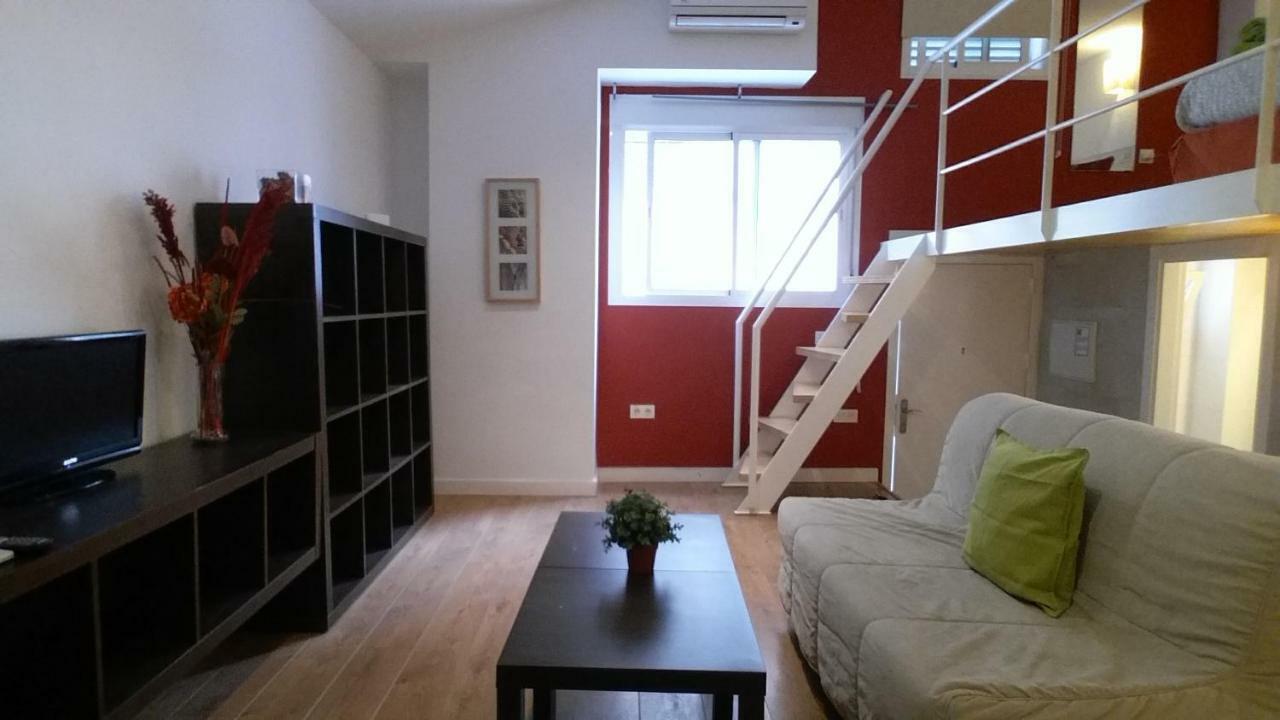 מאלגה Apartamentos Clavero מראה חיצוני תמונה
