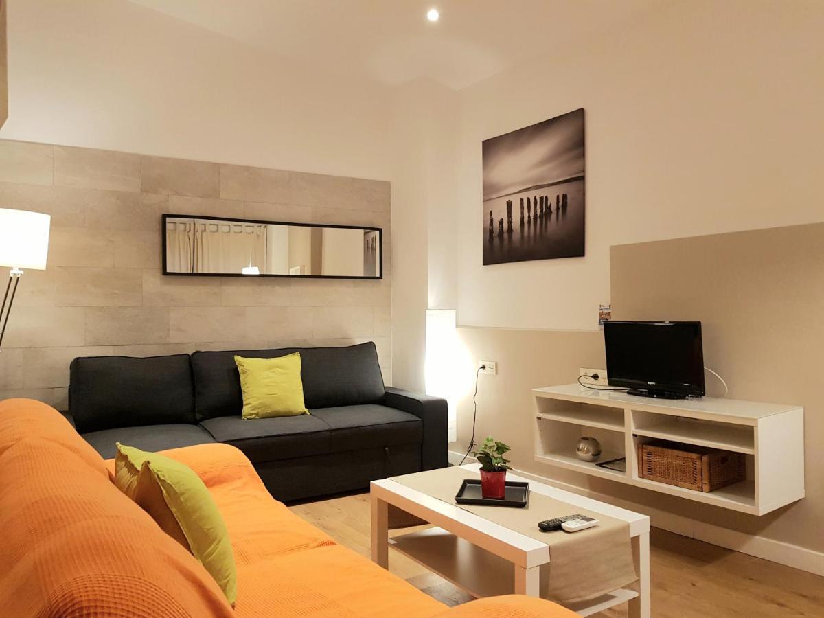 מאלגה Apartamentos Clavero מראה חיצוני תמונה